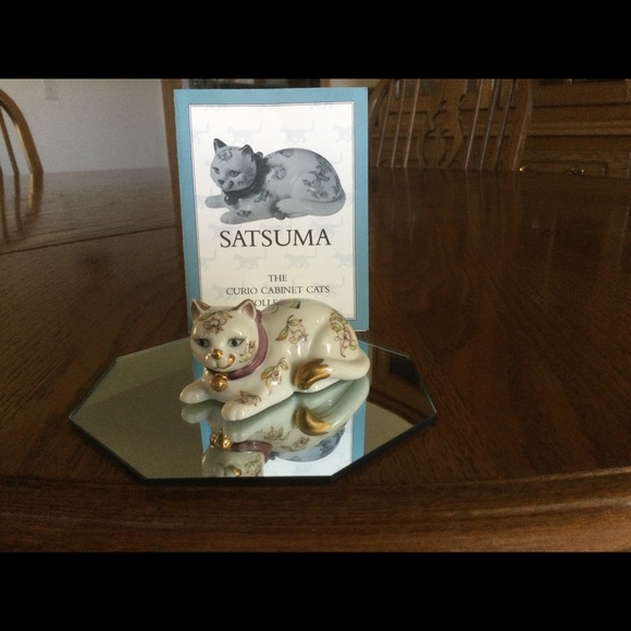 1986 Franklin Mint "Satsuma" Porcelain Cat of The Curio Cabinet Cats Collection - Picture 1 of 3